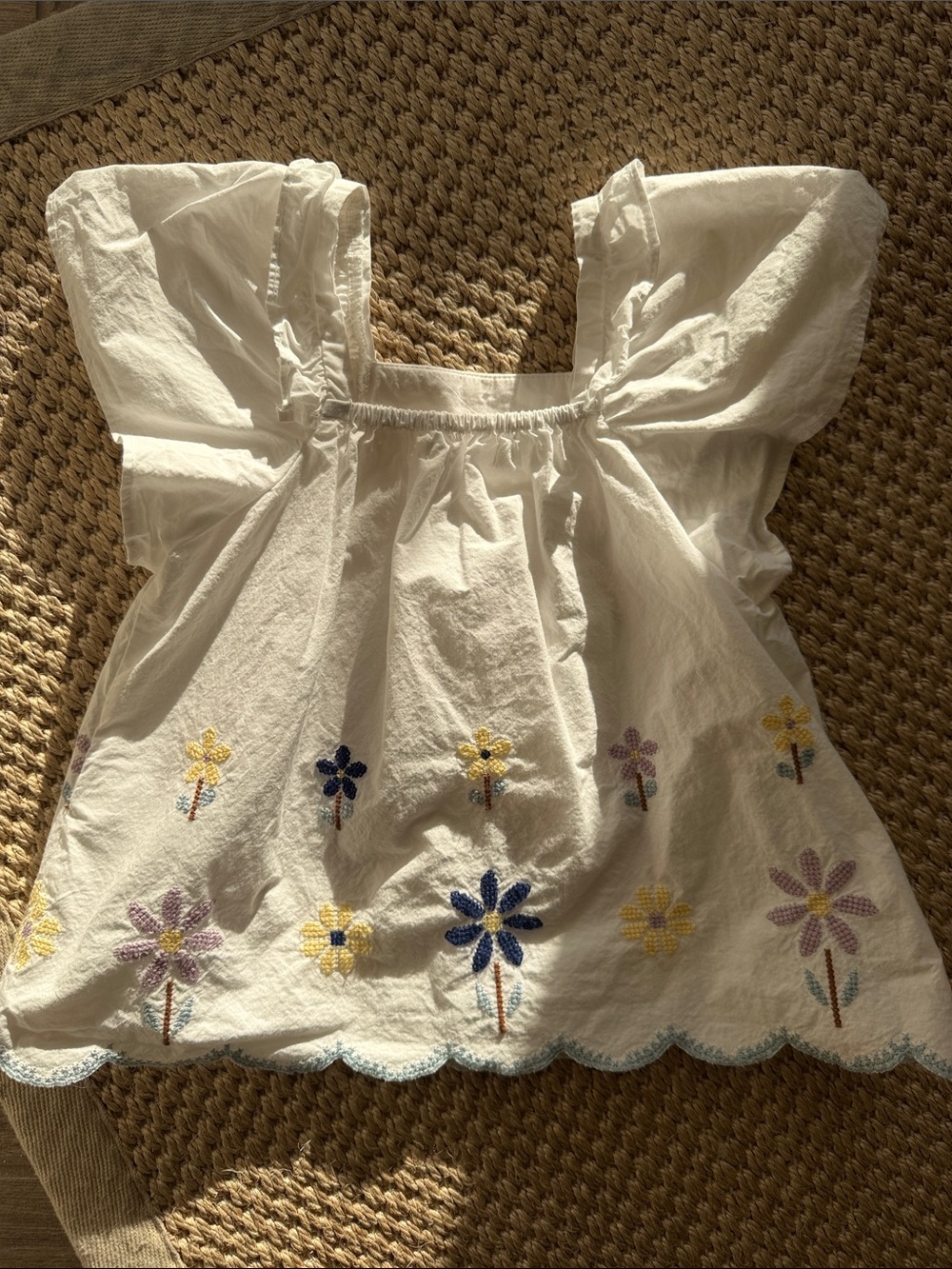 Zara Girls White Embroidered Flutter Sleeve Peasant Top - Floral Detail size 6 - Picture 7 of 10